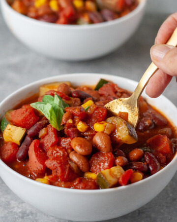 hearty vegetable chili