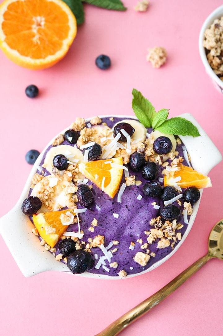 Blueberry Mint Smoothie Bowl