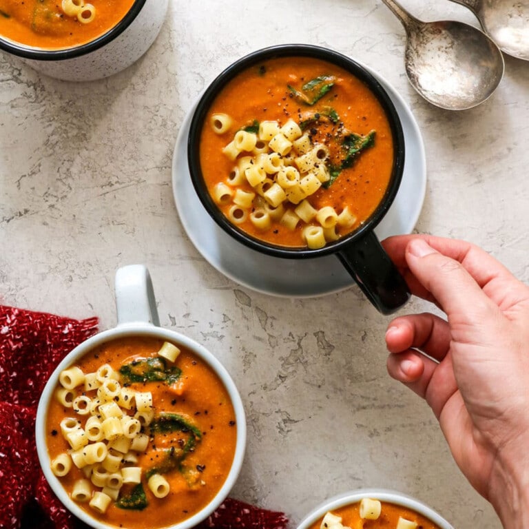 Creamy Pumpkin Soup with Pasta and Spinach