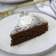 wacky cake, vegan chocolate cake